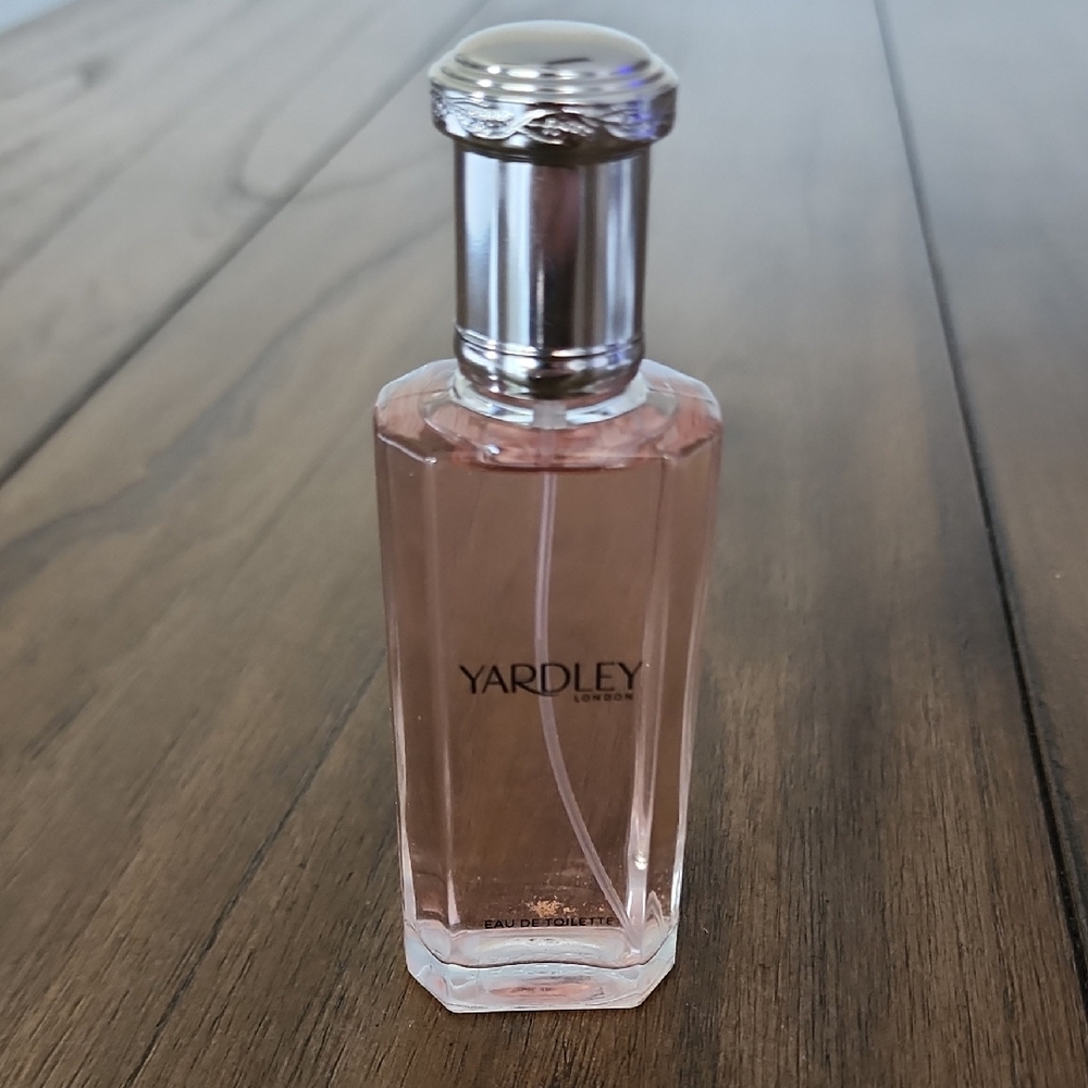 Yardley English Dahlia Perfum